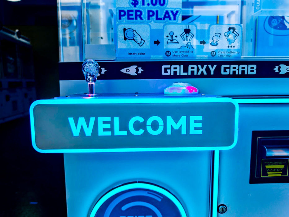 TOY PLUSH CRANE CLAW MACHINE  (NEW DESIGN)  SHIPPING